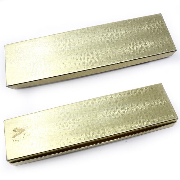 Vintage Black & White Cameo Pendant Necklace & Screw Back Earring Set - Hey Viv - Picture 9 of 10